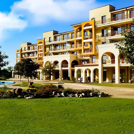 Lighthouse Golf Resort, 75 Mp2, With Balcony Apartamento