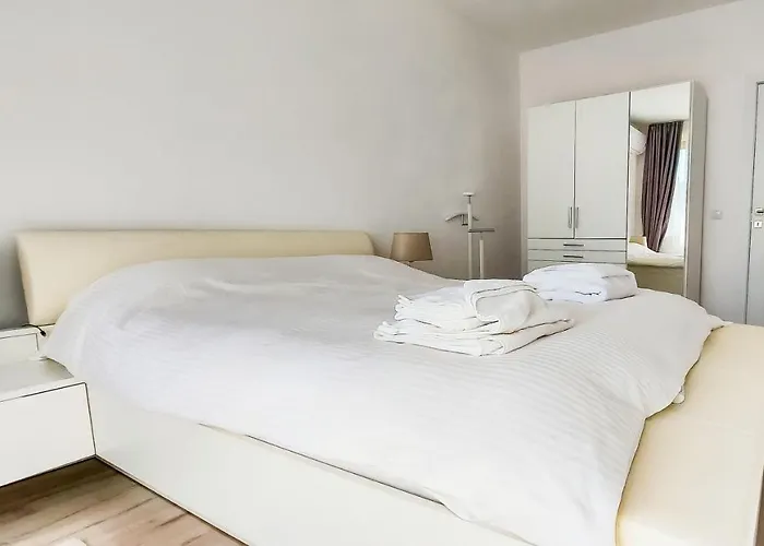 Lighthouse Golf Resort, 75 Mp2, With Balcony Балчик