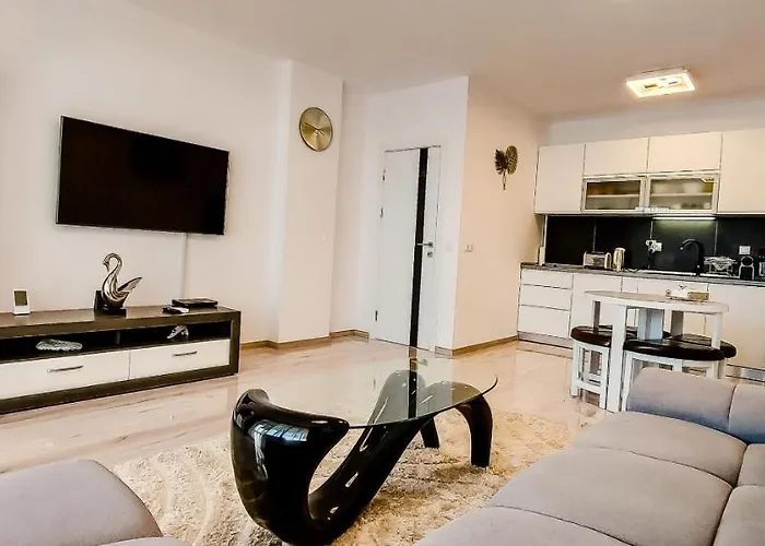 Lighthouse Golf Resort, 75 Mp2, With Balcony Апартамент Балчик