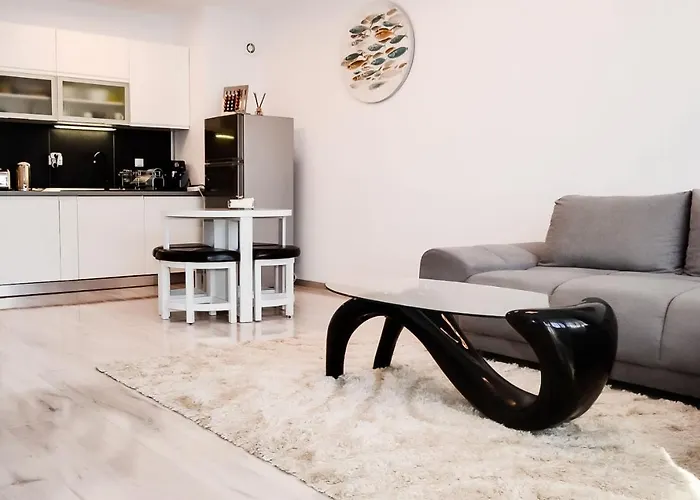 Lighthouse Golf Resort, 75 Mp2, With Balcony Балчик