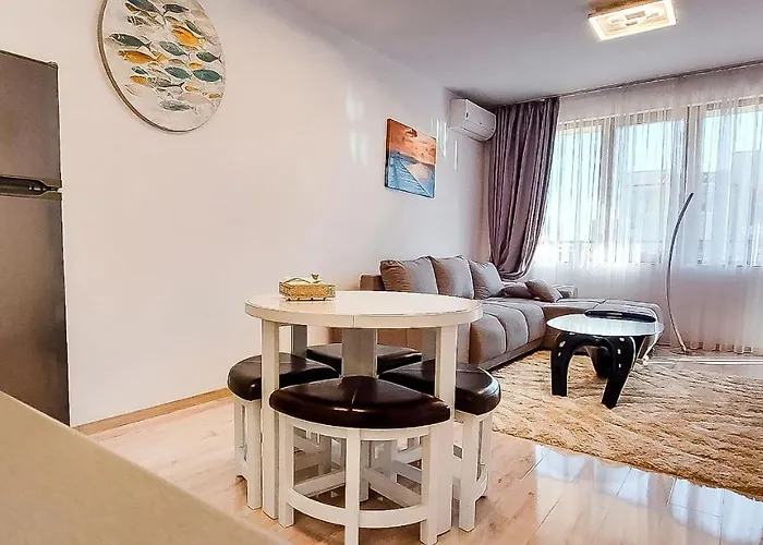 Lighthouse Golf Resort, 75 Mp2, With Balcony Апартамент Балчик