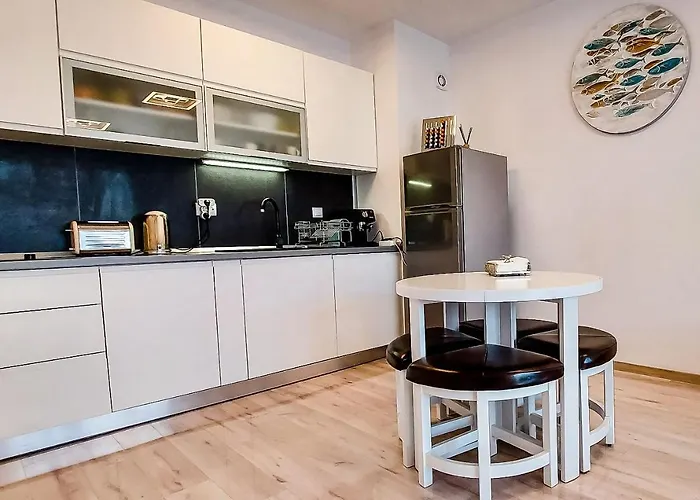 Lighthouse Golf Resort, 75 Mp2, With Balcony Балчик